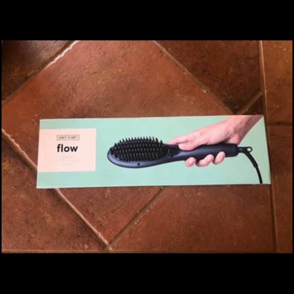 Vanity Planet straightening brush